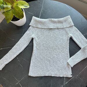 Womens Hollister Off-the-Shoulder Soft Sweater Large Marbled/ Heathered Grey